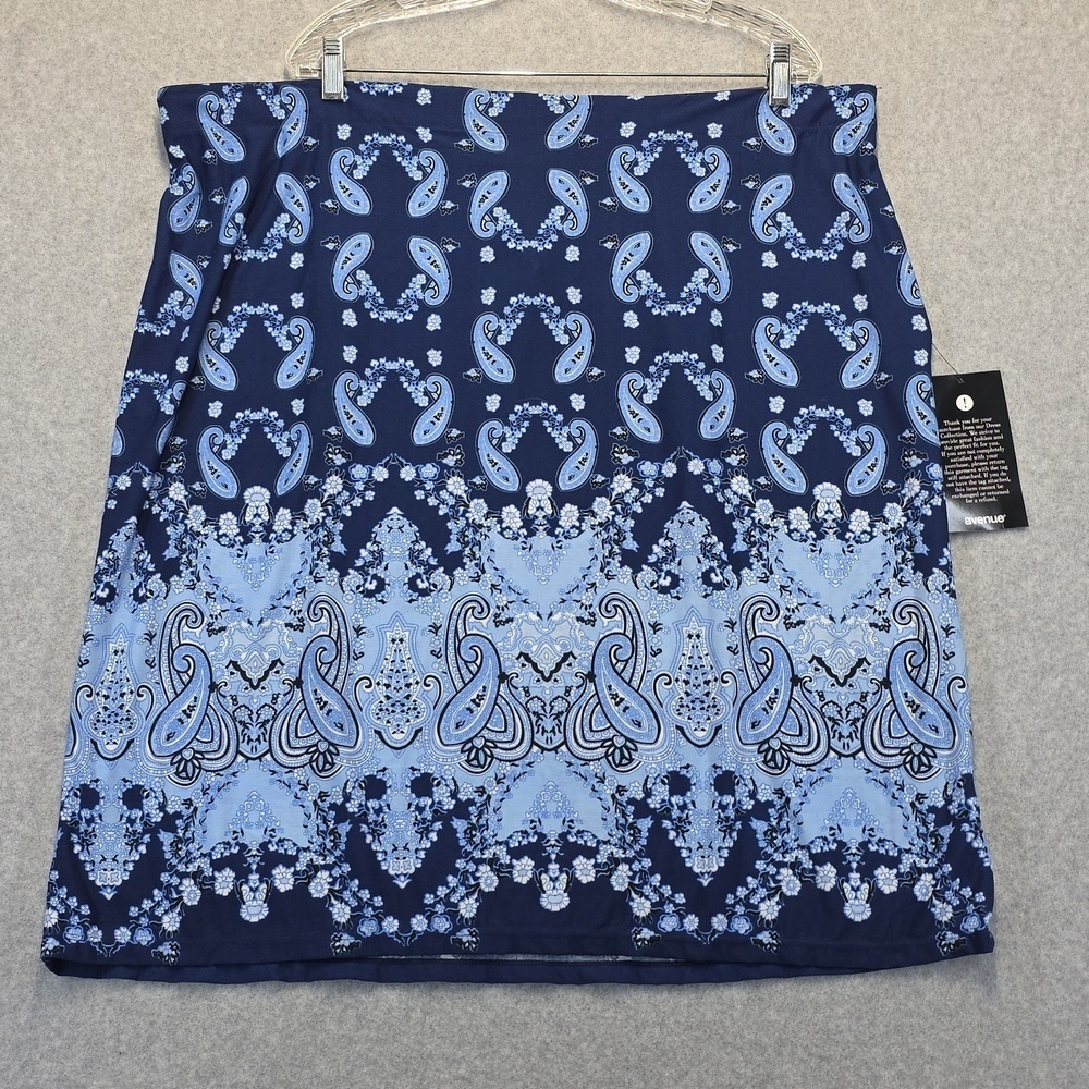 Avenue Navy and Light Blue Paisley Skirt NWT